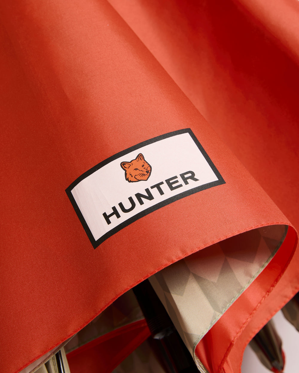 MAISON KITSUNÉ x HUNTER Chevron Umbrella