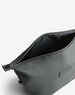 Unisex Turbulence Sylo Travel Tonal Bag