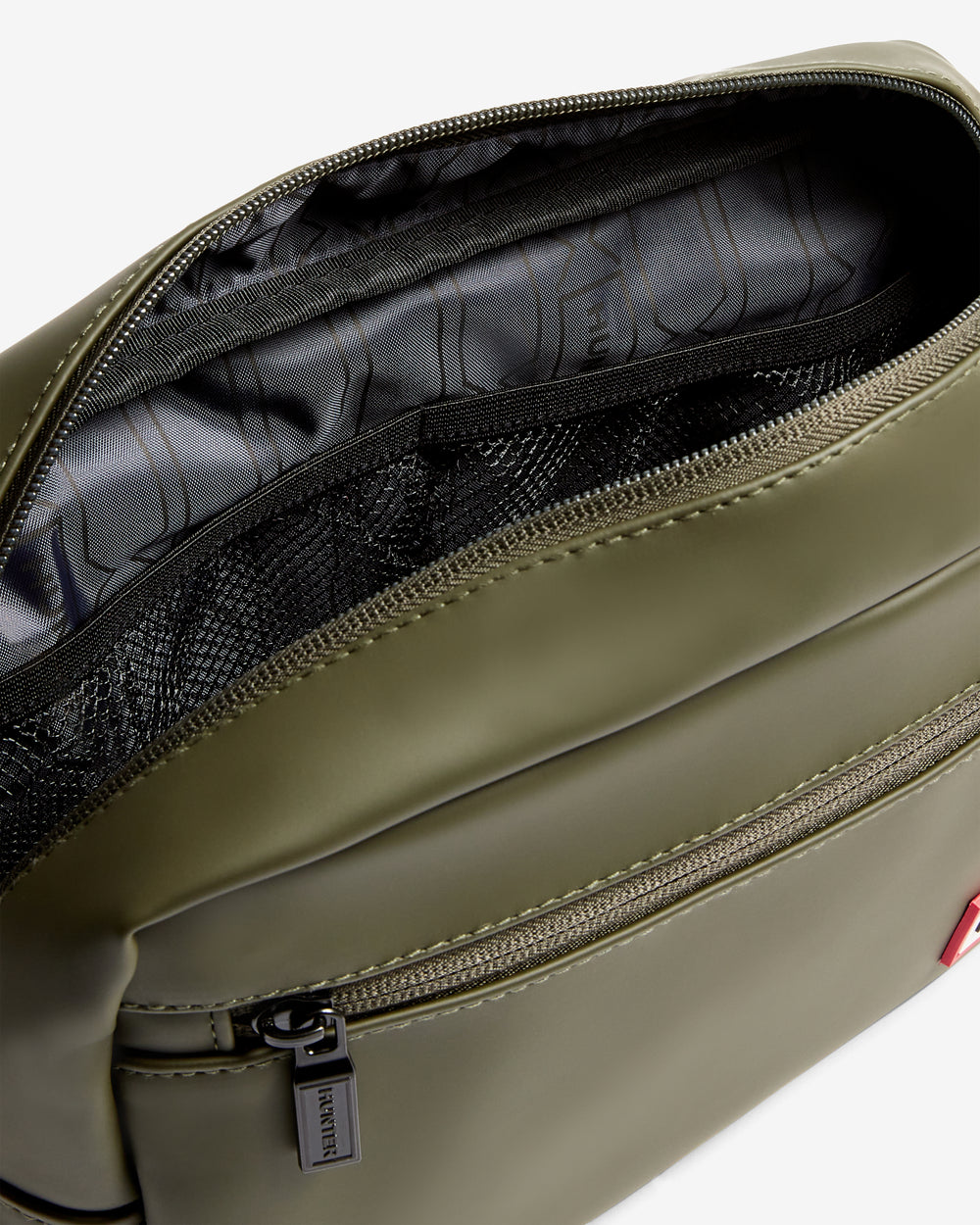 Displays the Dark Olive 'Hunter' branded Unisex Portare Travel Bag