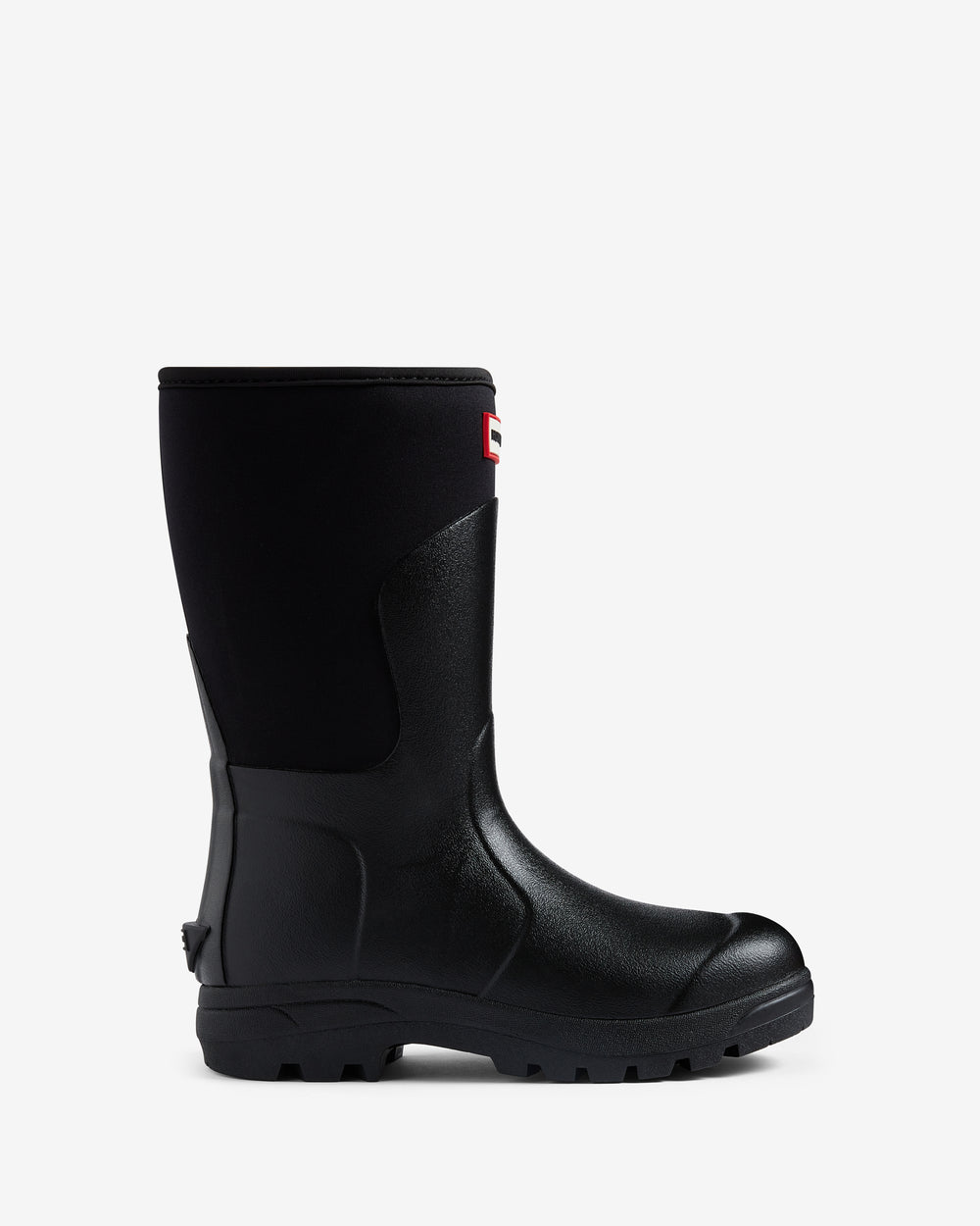 Displays the Balmoral 'Hunter' branded Unisex Neoprene Short Boot