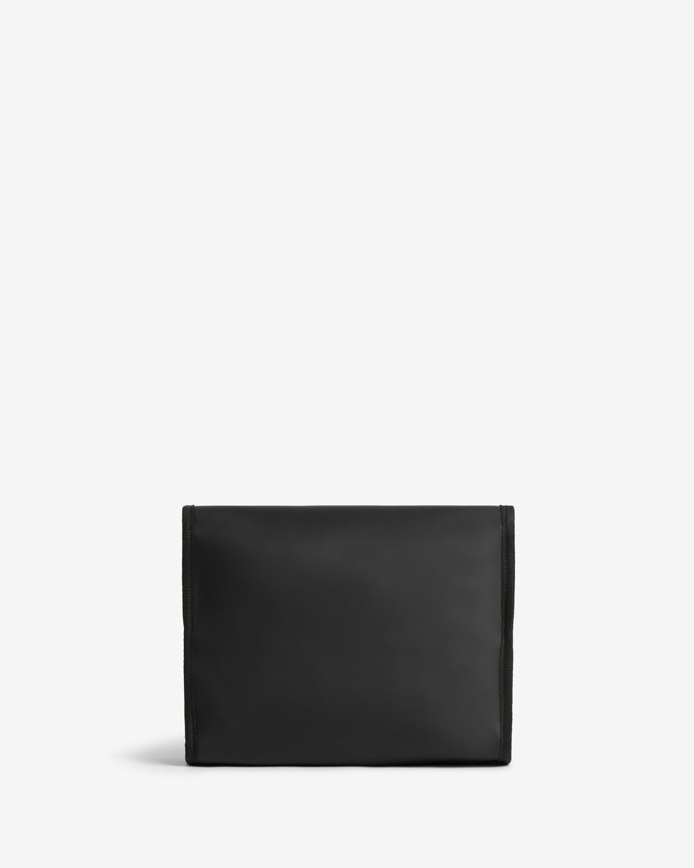Displays the Black Utile 'Hunter' branded Unisex Travel Bag